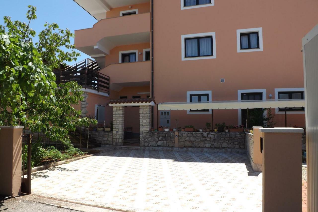 Apartmani Bubnic Umag Ngoại thất bức ảnh